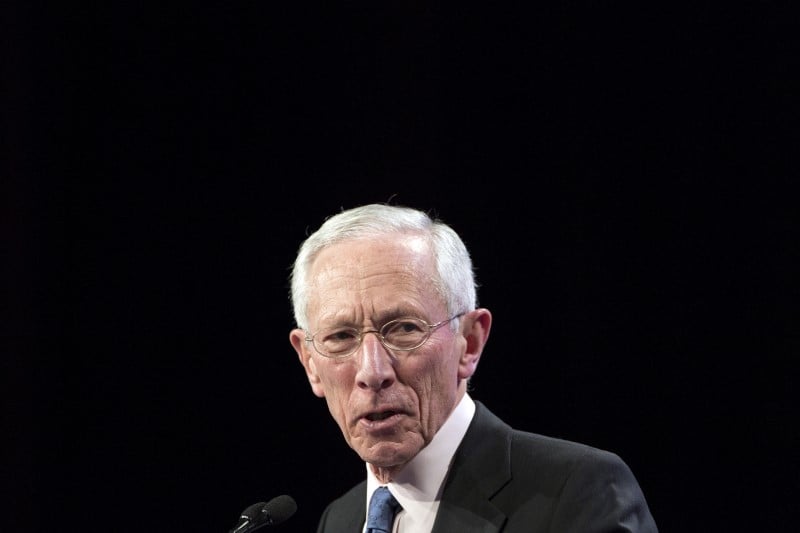 Stanley fischer estime que le niveau tres bas de l'inflation aux etats-unis est temporaire