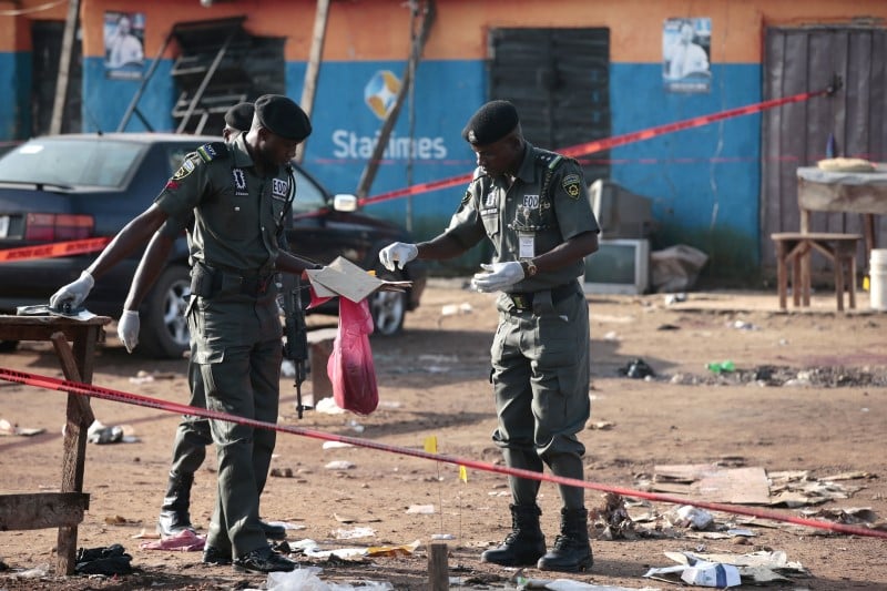 Double attentat a abuja, 15 morts
