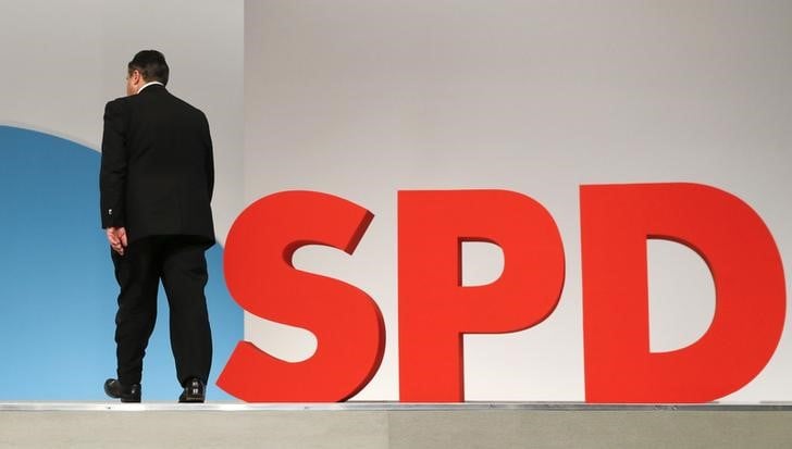 Le parti social-democrate allemand devant la cdu de merkel