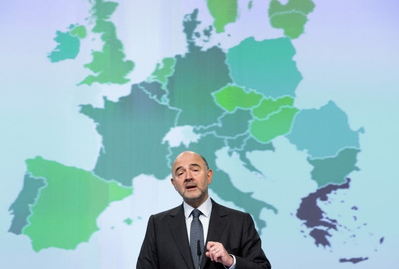 Le commissaire europeen a l'economie reste optimiste pour la croissance malgre les attentats