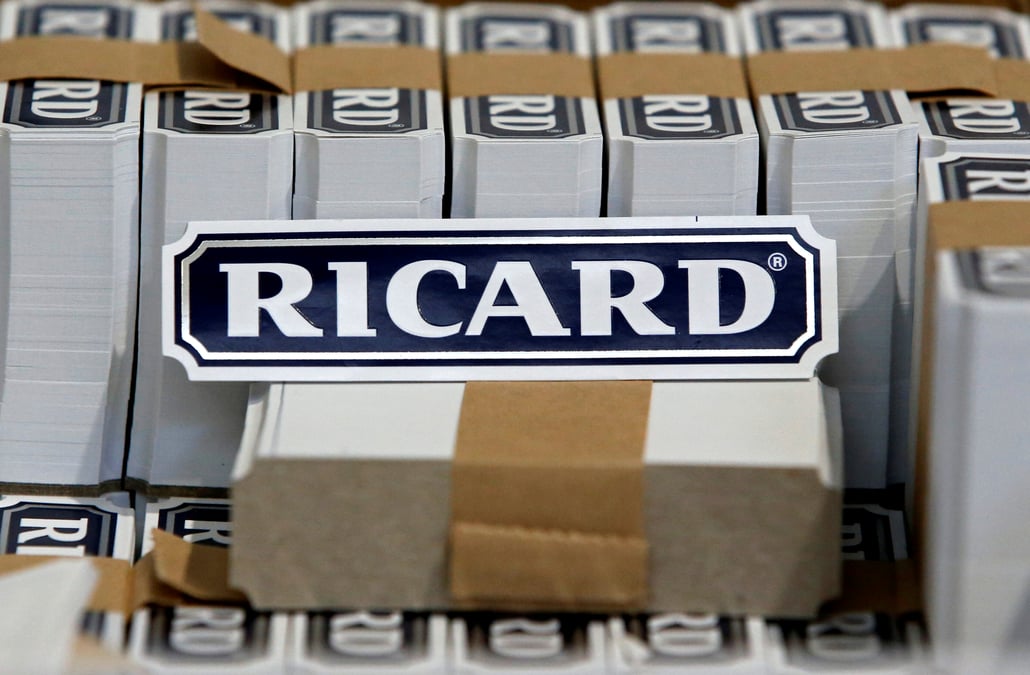 Pernod-ricard emet pour 1,5 milliard d'euros de dettes