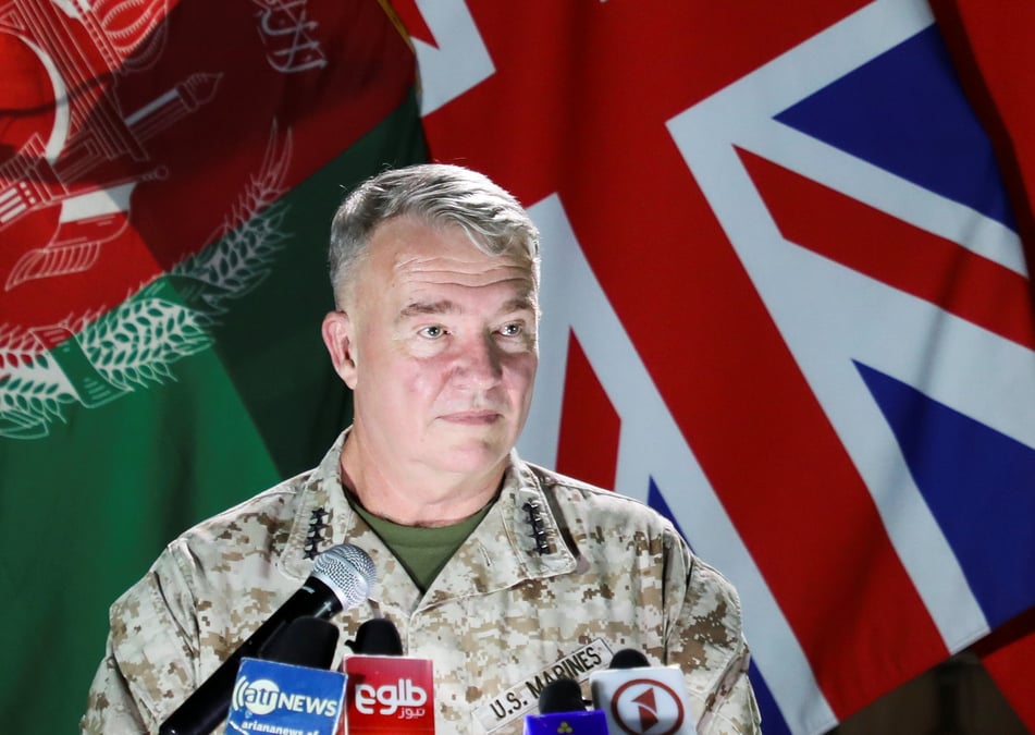 Afghanistan: poursuite des frappes americaines face aux talibans