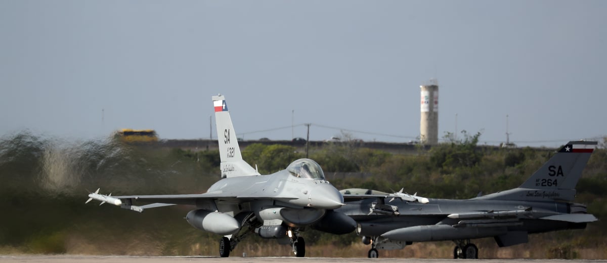 Turquie: erdogan dit que les etats-unis ont propose la vente de f-16