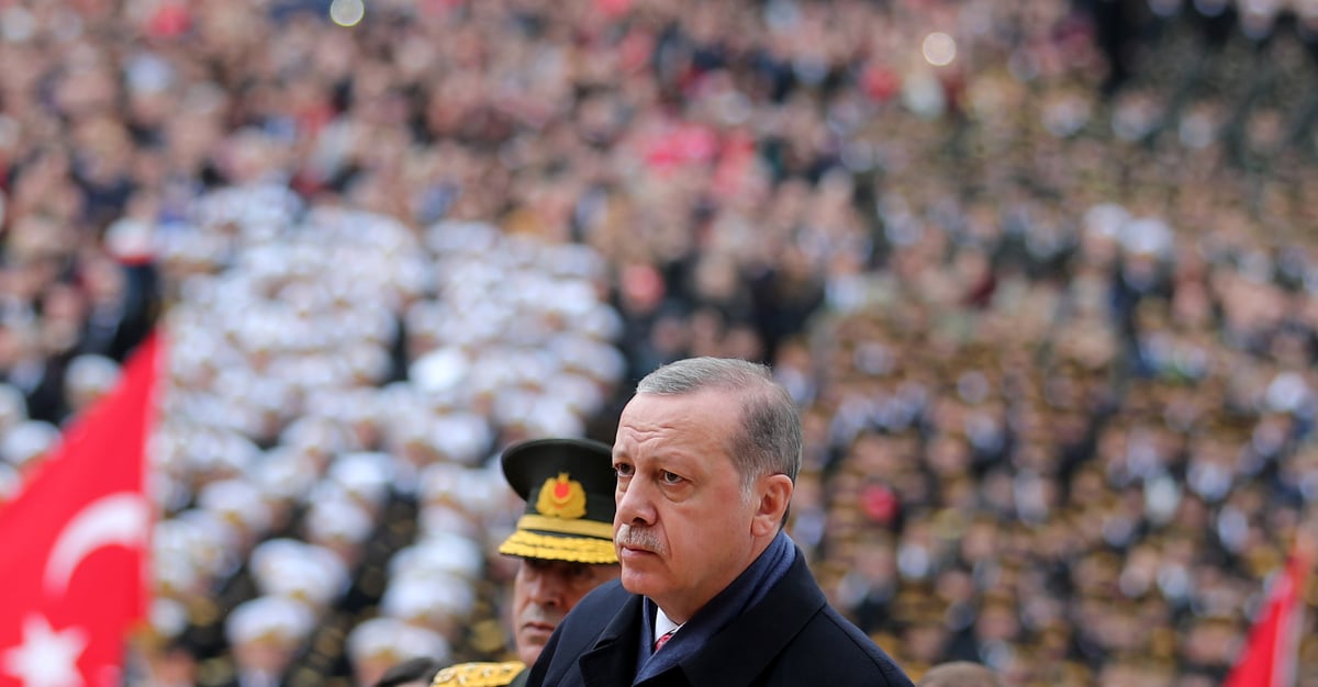 Erdogan porte plainte pour insulte contre un elu de l'opposition