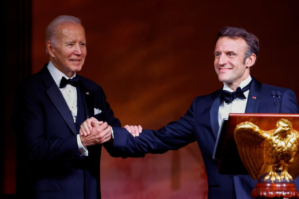 Le president americain joe biden accueille le president francais emmanuel macron a la maison blanche pour une visite d'etat