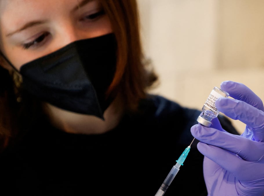 Centre de vaccination dans la cathedrale saint-etienne a vienne