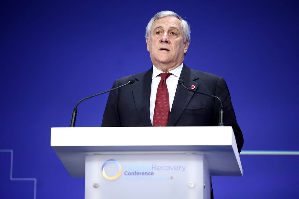 Le ministre italien des affaires etrangeres antonio tajani