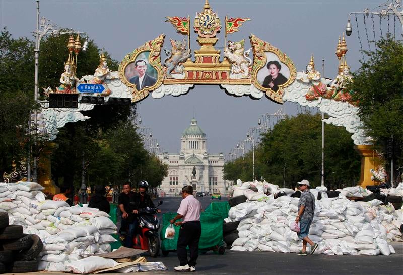 L'armée thaïlandaise veut rassurer après des rumeurs de putsch
