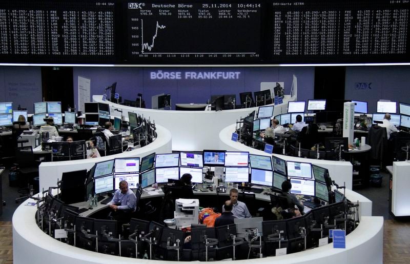 Les marchés européens poursuivent sur leur lancée à la mi-séance