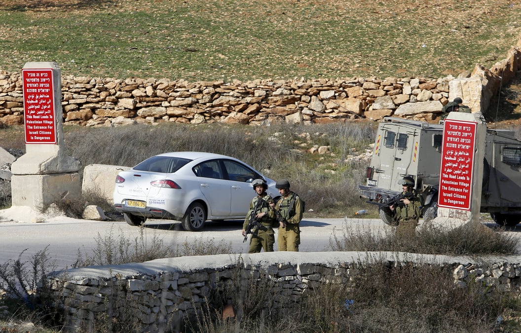 Trois palestiniens tues en cisjordanie et a la frontiere avec gaza