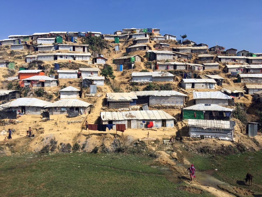 La birmanie a verifie l'identite de moins de 400 rohingyas