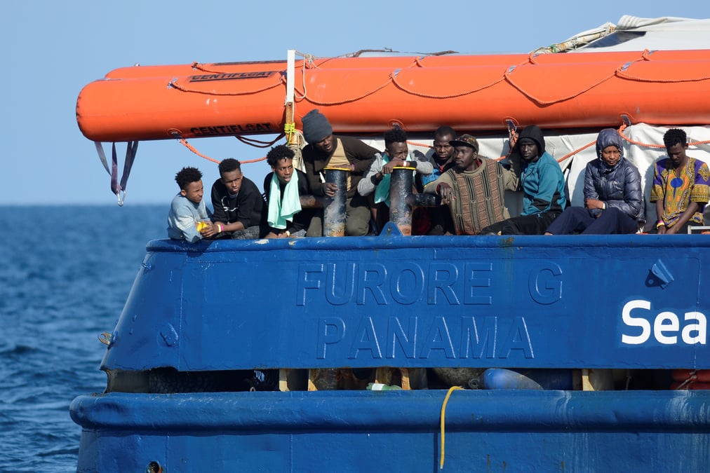 Les migrants du sea watch 3 vont pouvoir debarquer, dit conte