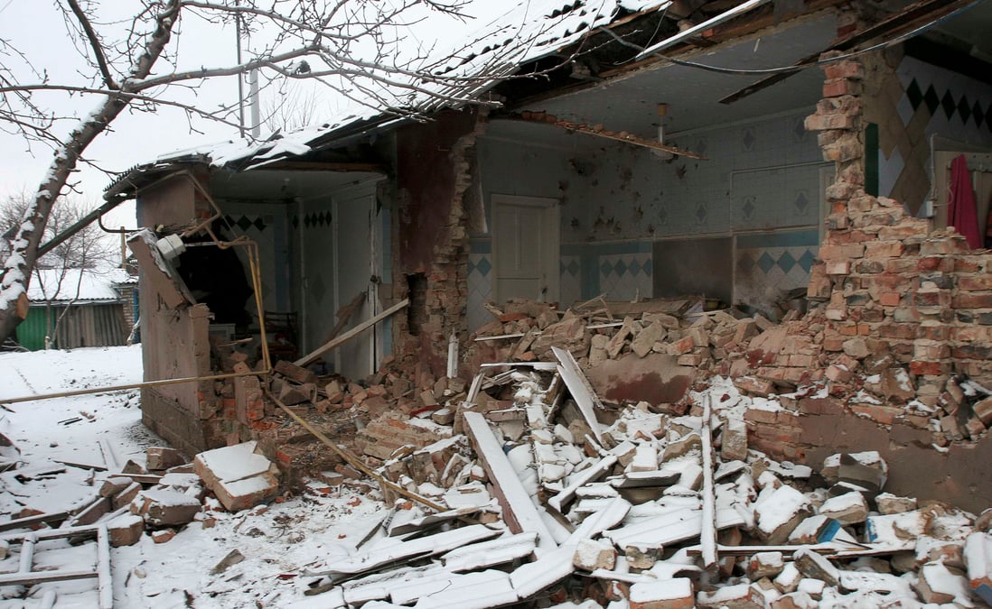 Les combats se poursuivent autour de l’aeroport de donetsk