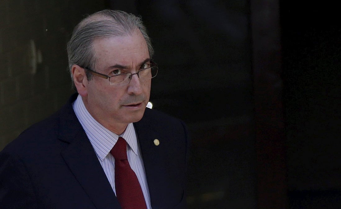Le president de la chambre basse du congres suspendu de ses fonctions au bresil