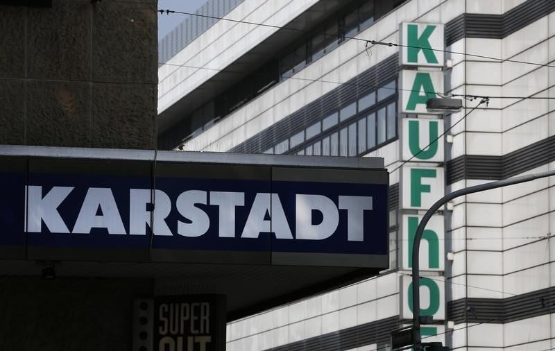 Signa, le proprietaire de karstadt, convoite kaufhof
