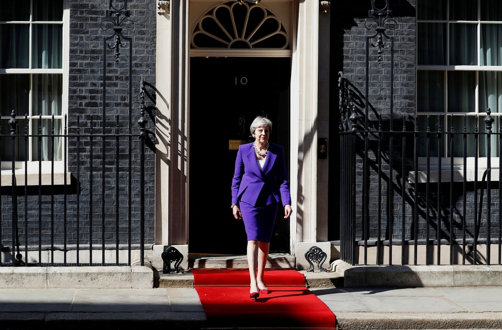 Brexit: le labour veut forcer theresa may a abattre ses cartes
