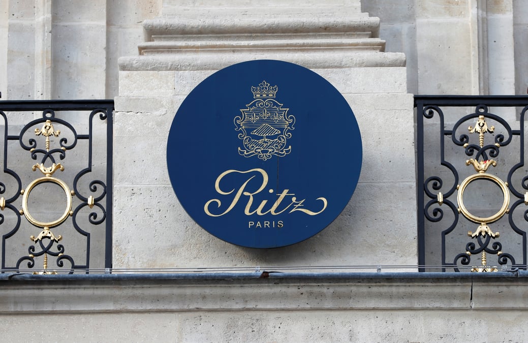 Une cliente du ritz porte plainte pour vol de bijoux