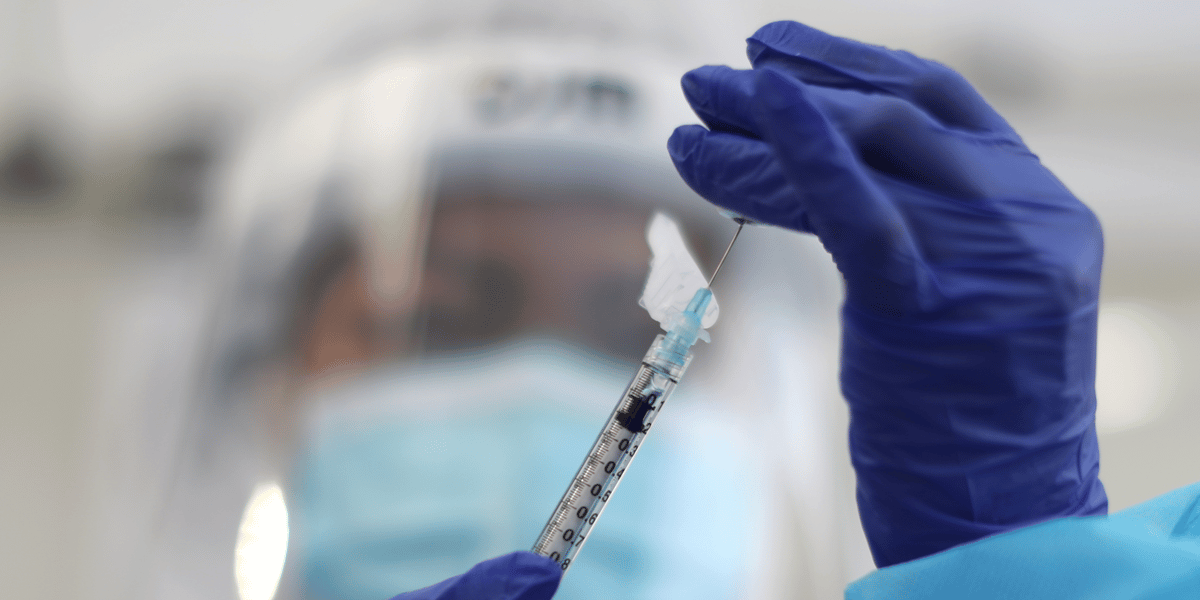 Coronavirus: le vaccin pfizer/biontech est efficace sur les variants anglais et sud-africain, selon une etude