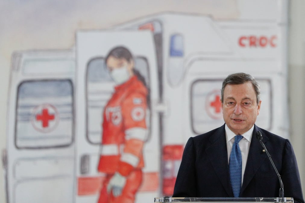 Italie: draghi pret a creuser le deficit pour soutenir l'economie