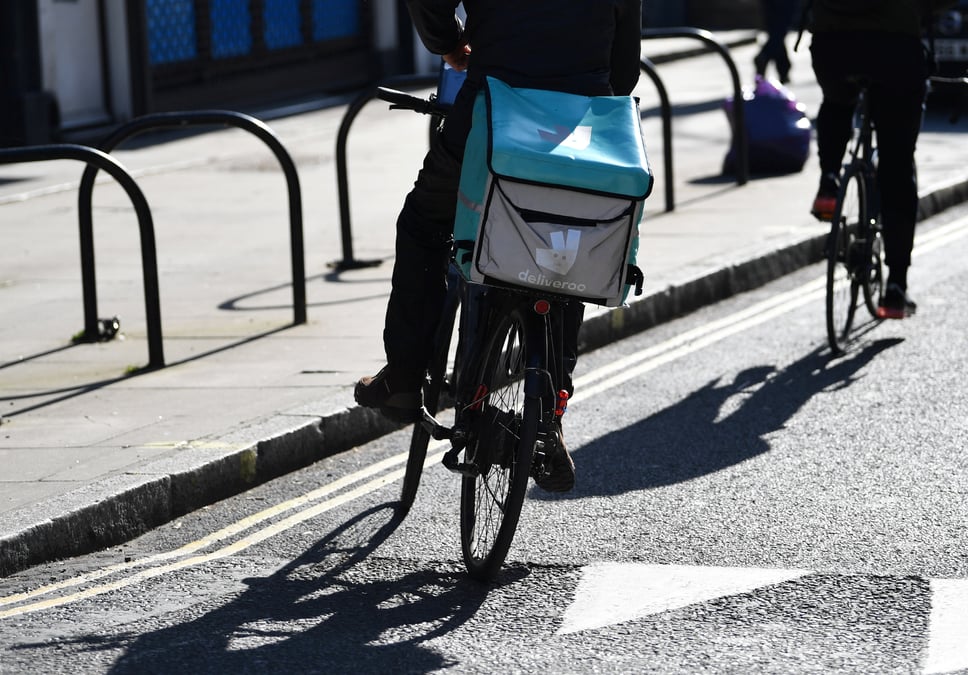 Gb: appel a une greve des livreurs de deliveroo avant son ipo