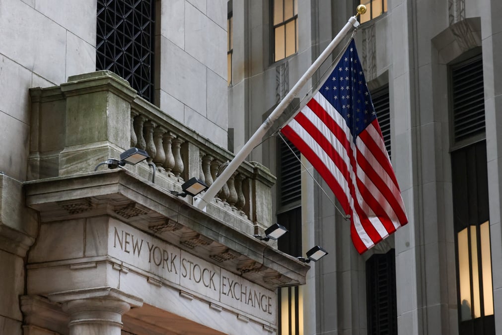 La place américaine est particulièrement crispée par les tensions persistantes entre l’administration Trump et la Fed.