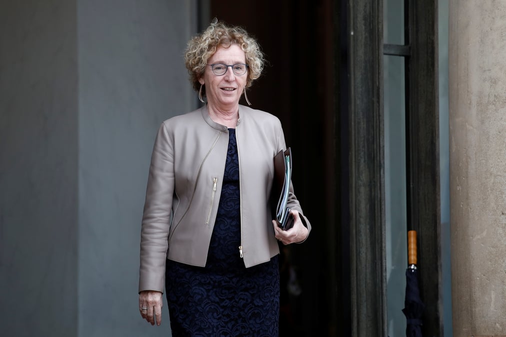 La france va instaurer des quotas sur l'immigration professionnelle, dit penicaud