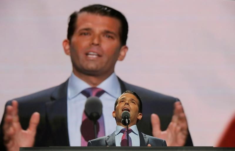 L'ex-agent russe ayant rencontre trump jr identifie