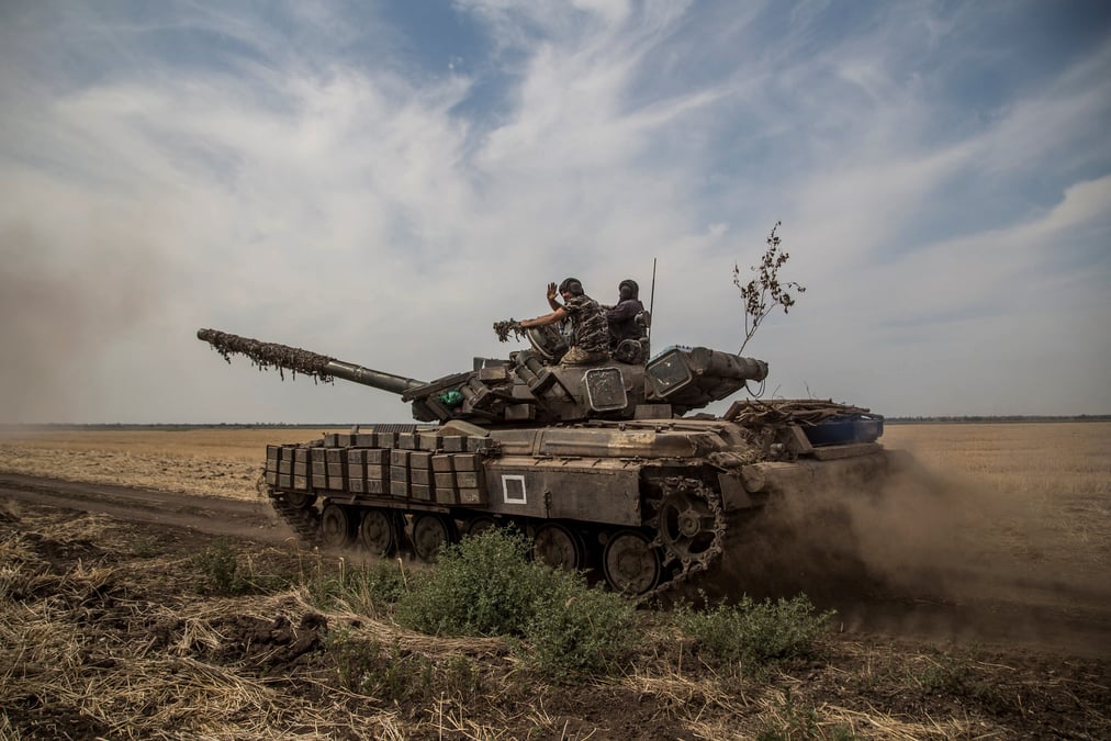 Le royaume-uni et le danemark apportent des fonds supplementaires et des armes a l'ukraine