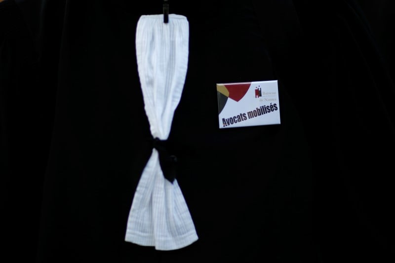 Vers un durcissement de la greve des avocats