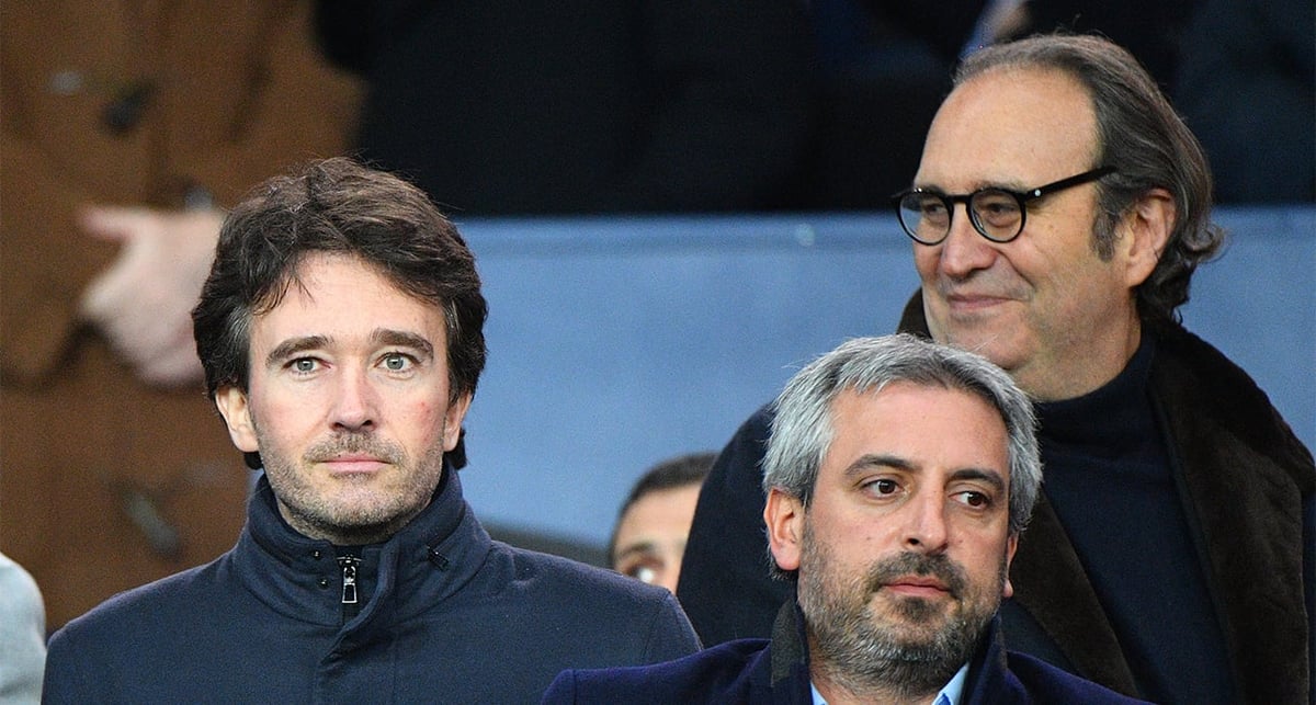 En novembre 2024, la famille Arnault (ici Antoine Arnault, à gauche) rachetait le Paris FC. Début mai 2025, c'était à Xavier Niel (à droite) d'officialiser qu'il devenait actionnaire majoritaire de Créteil.