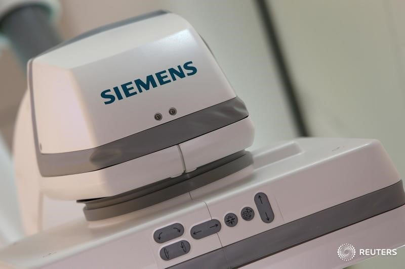 Siemens a mandate des banques pour l'ipo du pole sante