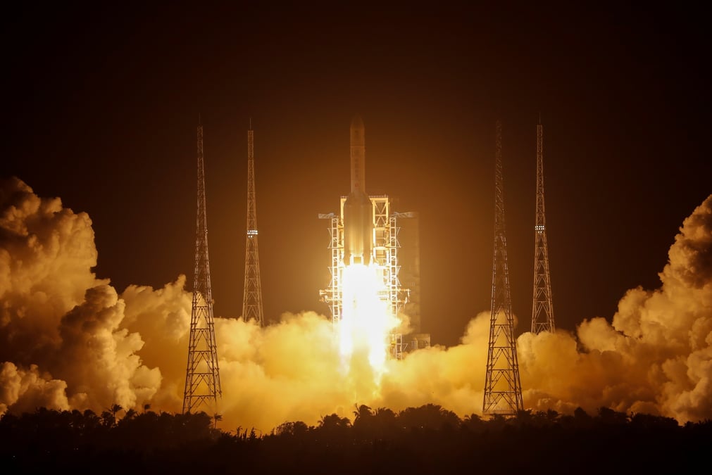 Chang'e-5 lunar probe, Long March-5