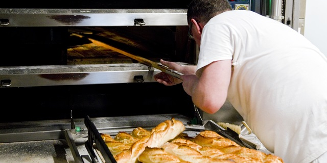 Le secteur de la boulangerie-pâtisserie fait partie de ceux réclamant un changement de la loi sur le travail le 1er mai.