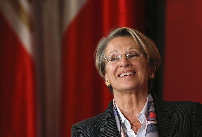 Michele alliot-marie reflechit a une candidature pour 2017