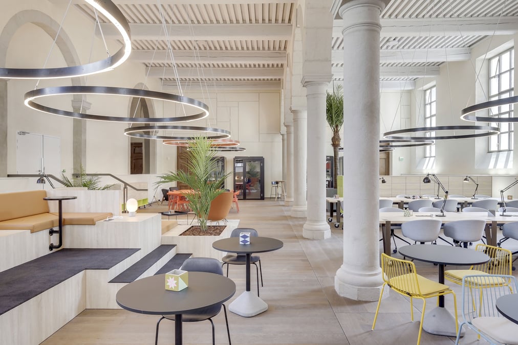 Wojo compte plusieurs espaces de coworking en France, dont 2 à Lyon.