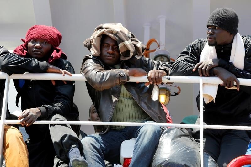 En libye, le calvaire des migrants diffuse sur les reseaux sociaux
