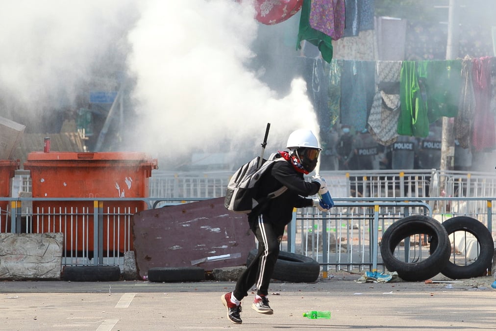 Au moins six manifestants tues en birmanie ou la repression se durcit