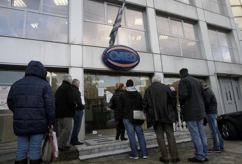 Legere hausse du taux de chomage en grece, a 26% en decembre