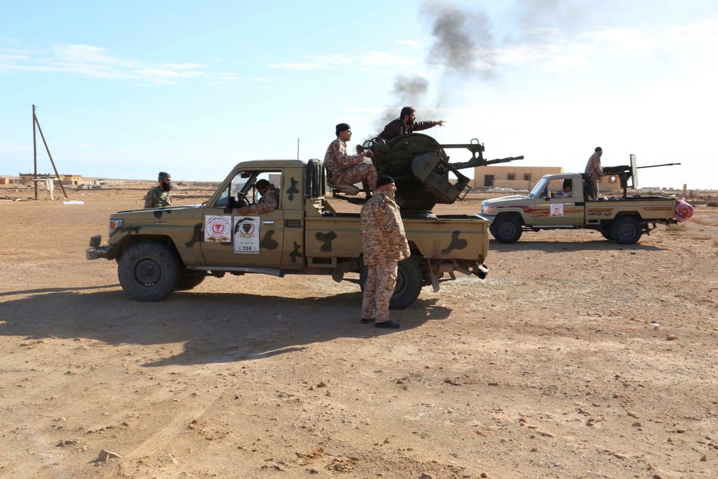 Les combats dans l'est libyen s'etendent a un 3e port petrolier