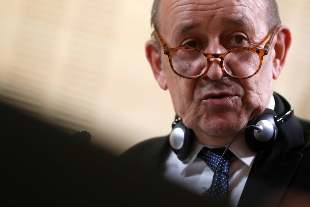 L'ue prete a prendre des sanctions contre les dirigeants libanais, annonce le drian