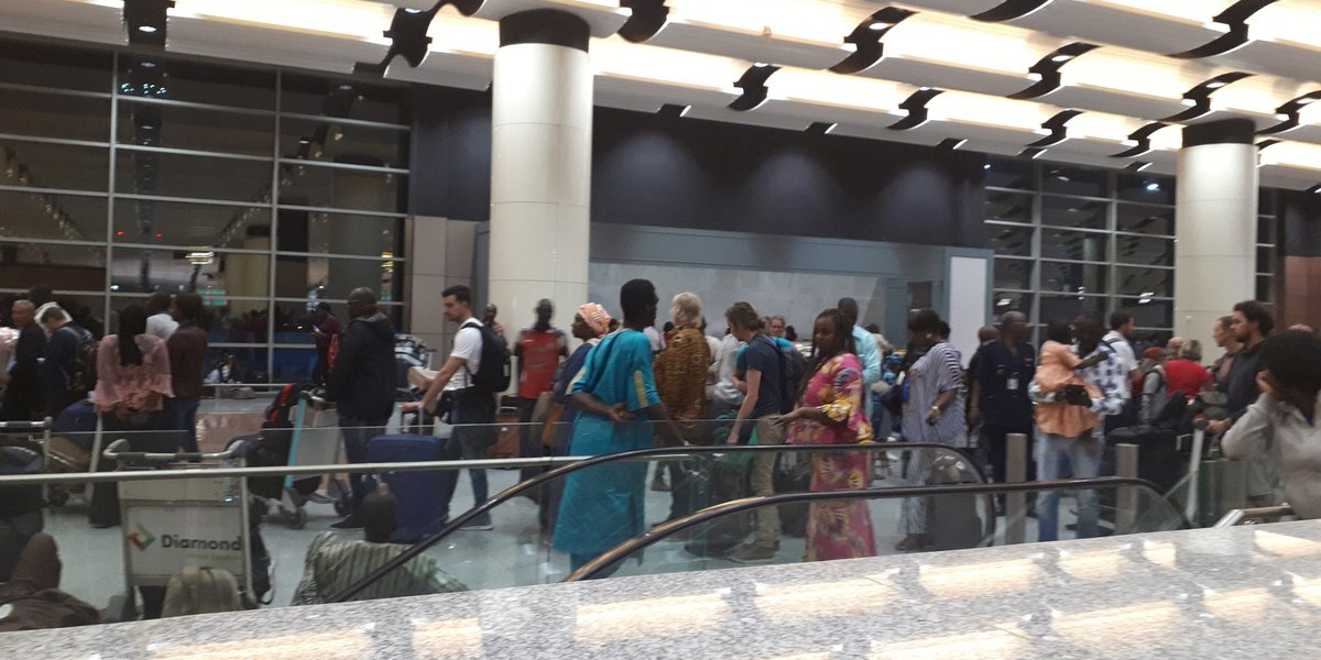 Aéroport blaise diagne dakar sénégal
