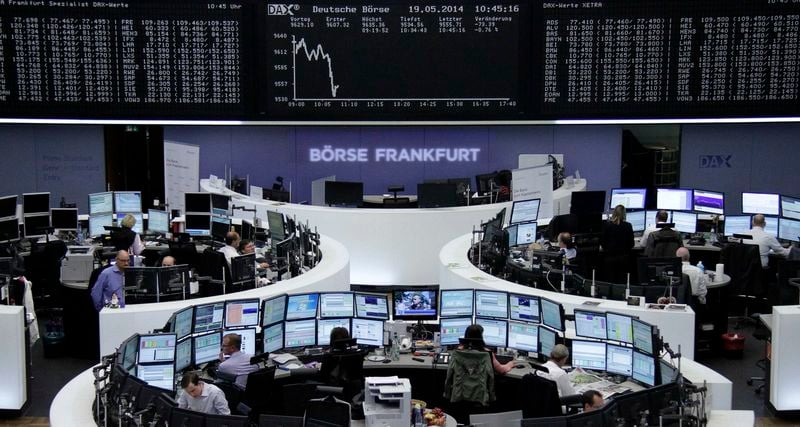 Les Bourses européennes évoluent en baisse à la mi-séance