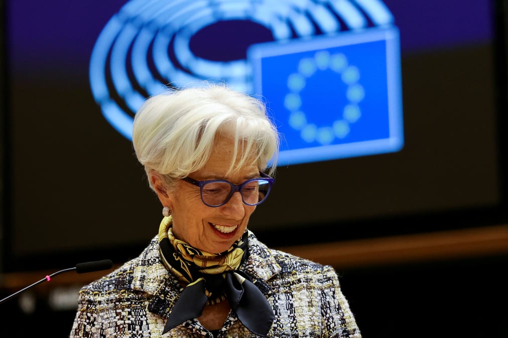 L'effet d'achats acceleres pourrait se faire attendre, dit lagarde (bce)
