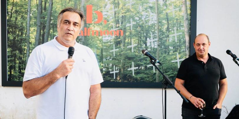 Bernard Mariette, CEO du groupe Boardriders de 2001 à 2008, et Patxi Guéraçague, son associé pour B'Halfmoon sa marque développée autour du yoga.