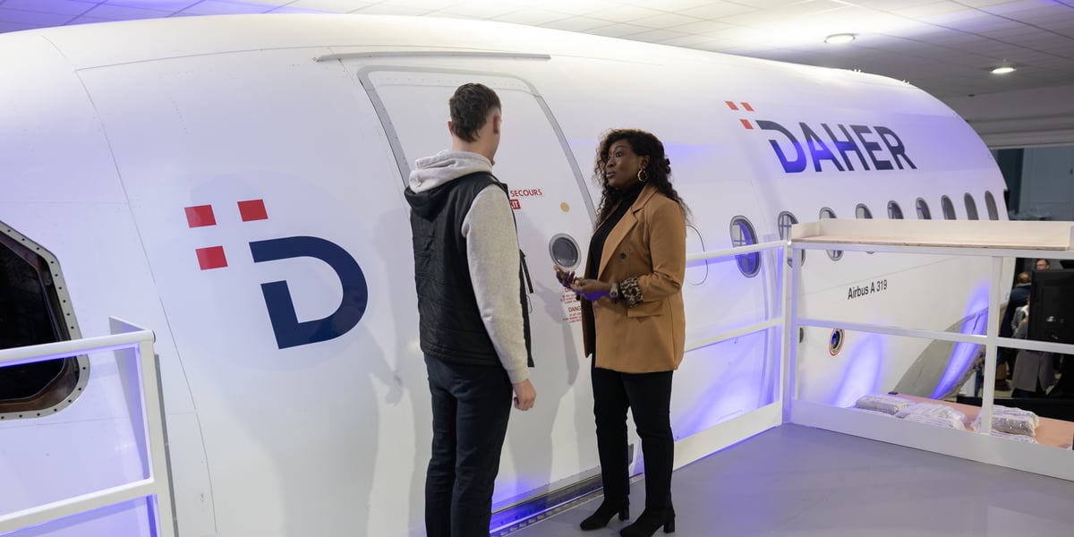 Daher vient d'inaugurer près de Toulouse un nouveau centre de formation des cols bleus appelés à assurer la montée des cadences aéronautiques.