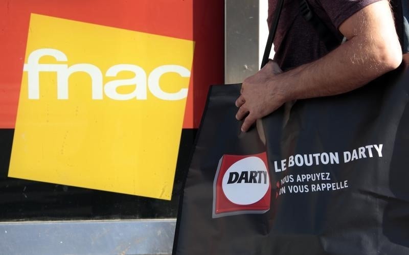 Delai accorde a la fnac pour formaliser son offre sur darty
