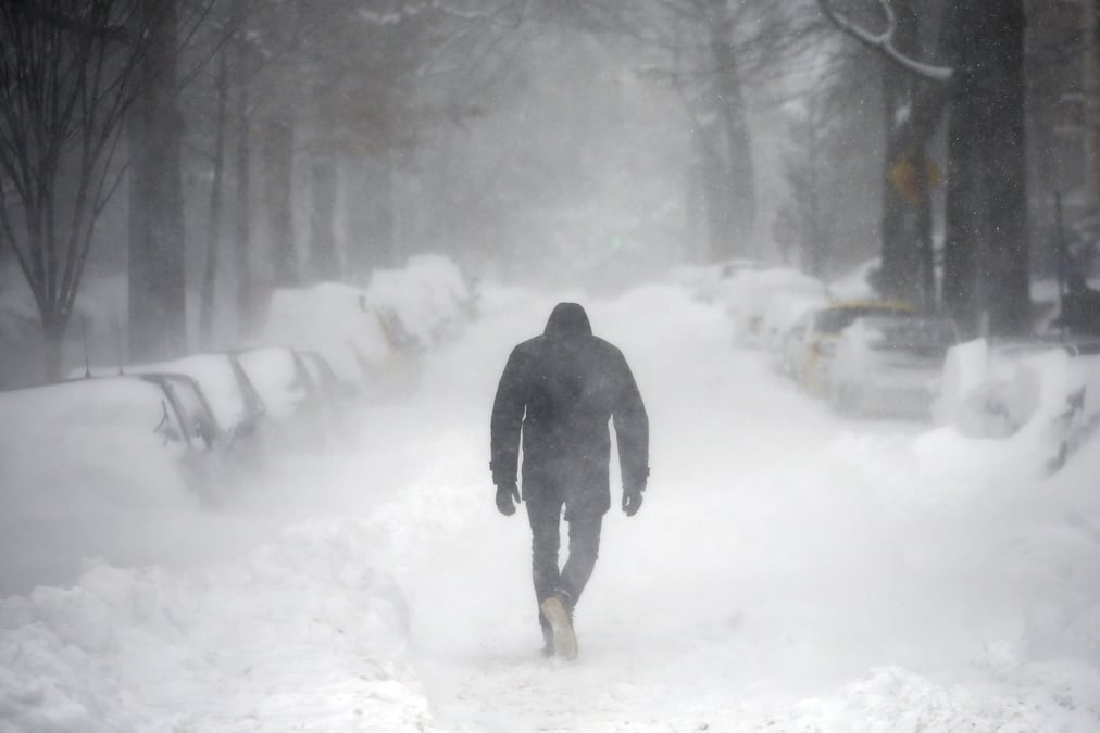 Services federaux fermes a washington a cause de la neige