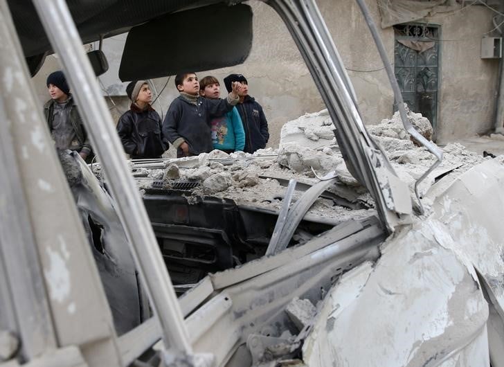 L'armee syrienne brise le siege de la base d'harasta, dans la ghouta