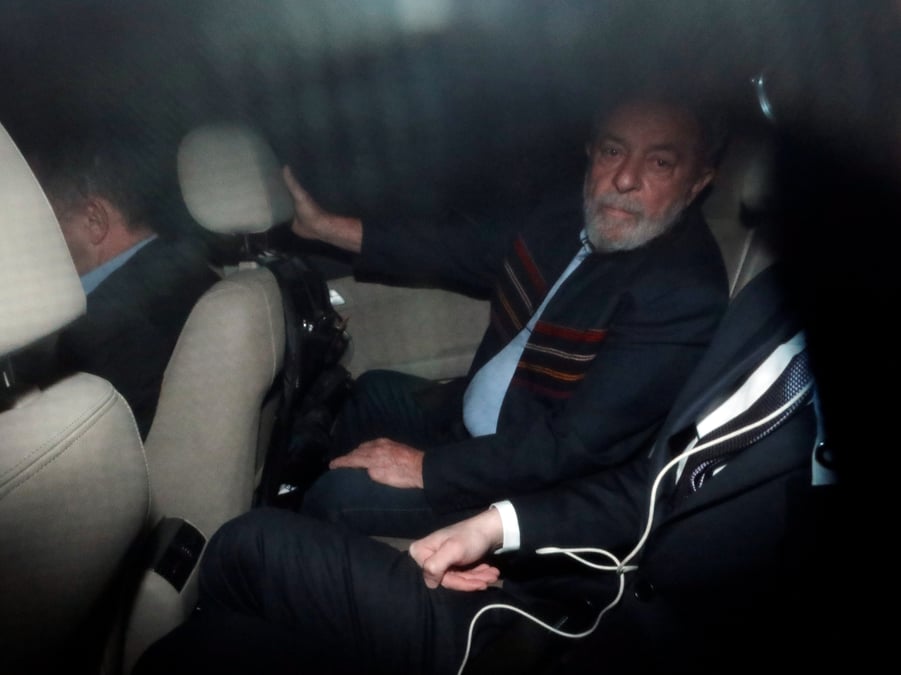 Mandat de depot contre l'ex-president bresilien lula