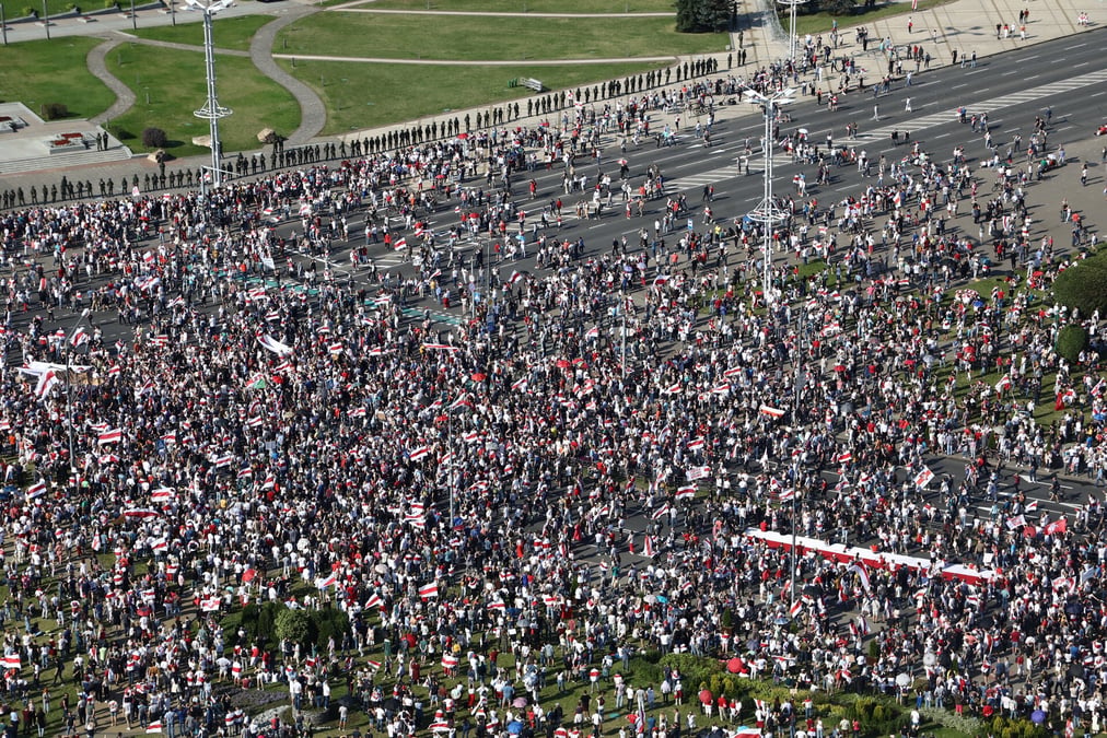 Nouvelle vaste manifestation contre loukachenko en bielorussie